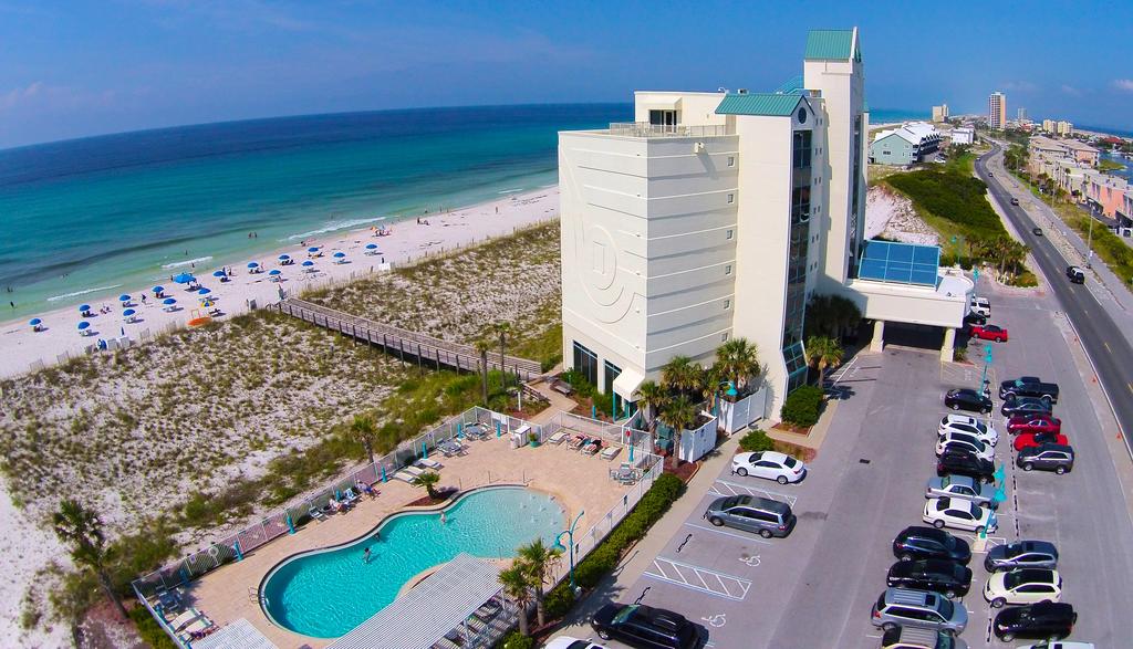 Holiday Inn Express Pensacola Beach