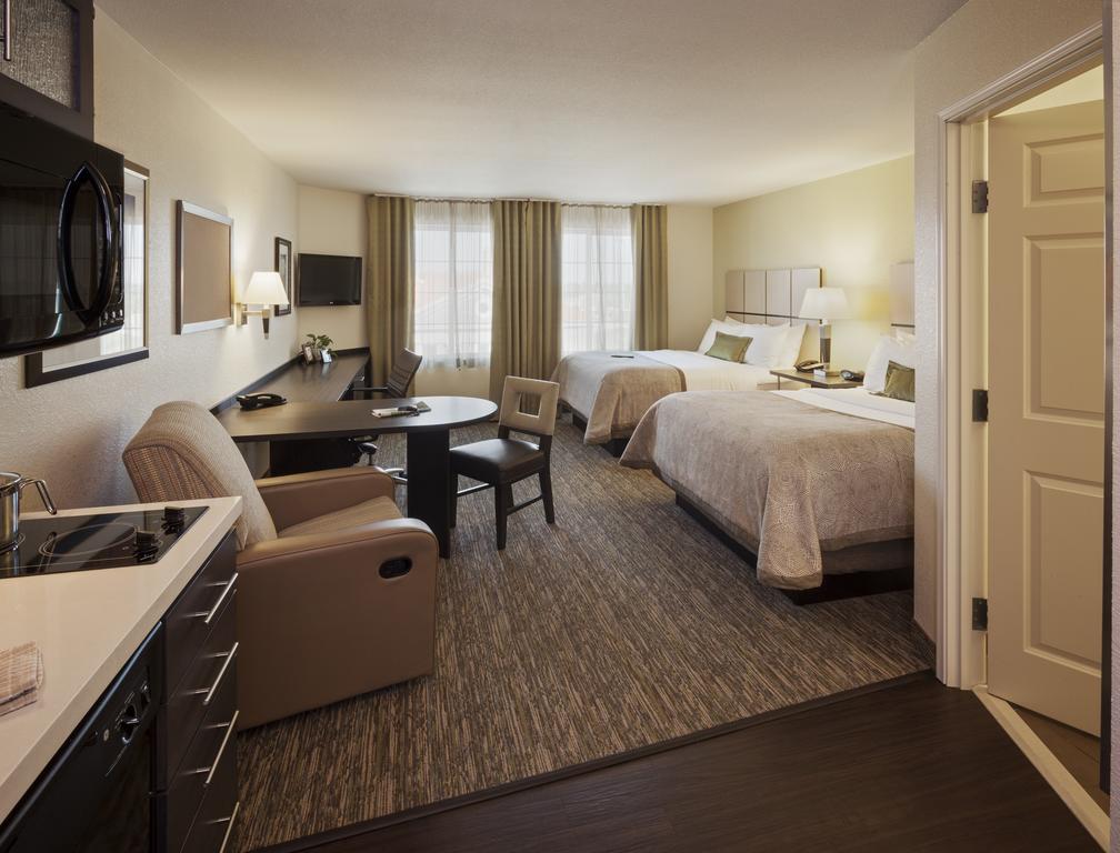 Candlewood Suites - Omaha Millard Area