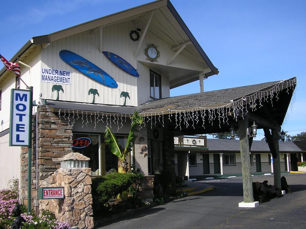 Oceanside Inn and Suites