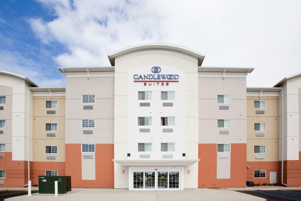 Candlewood Suites Minot