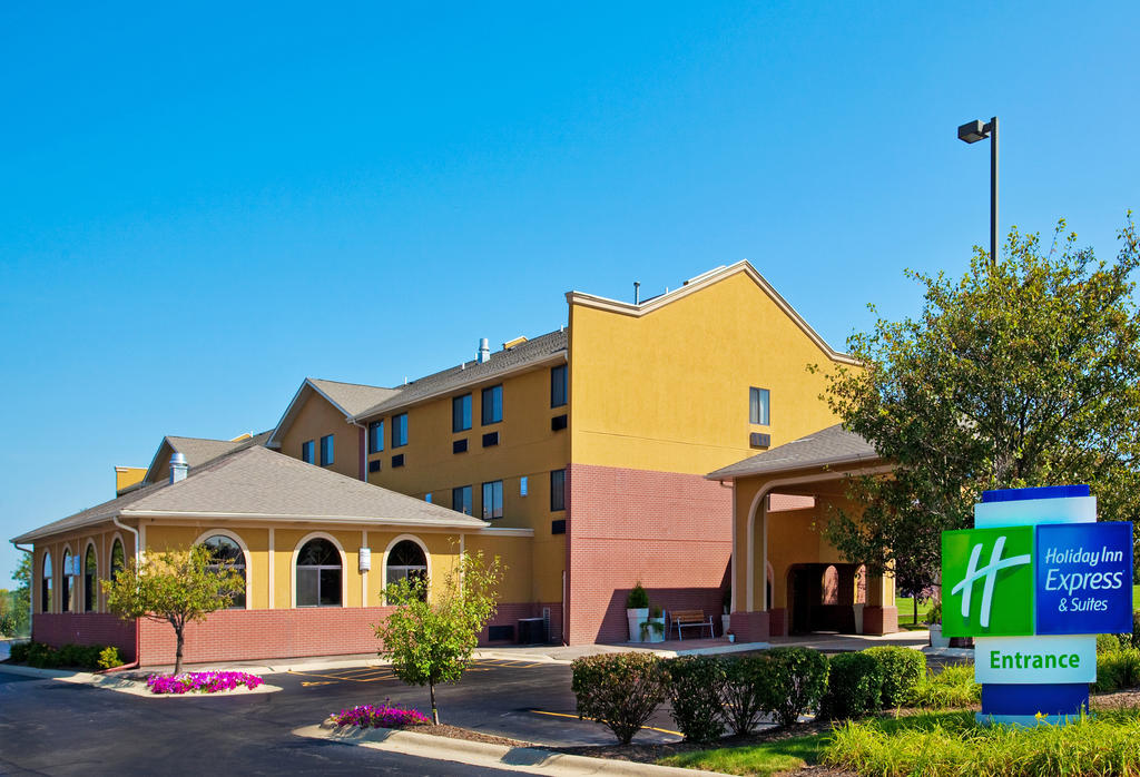 Holiday Inn Exp Stes Oswego