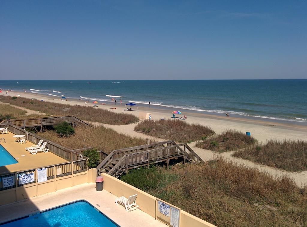 Days Inn Myrtle Beach-Beach Front