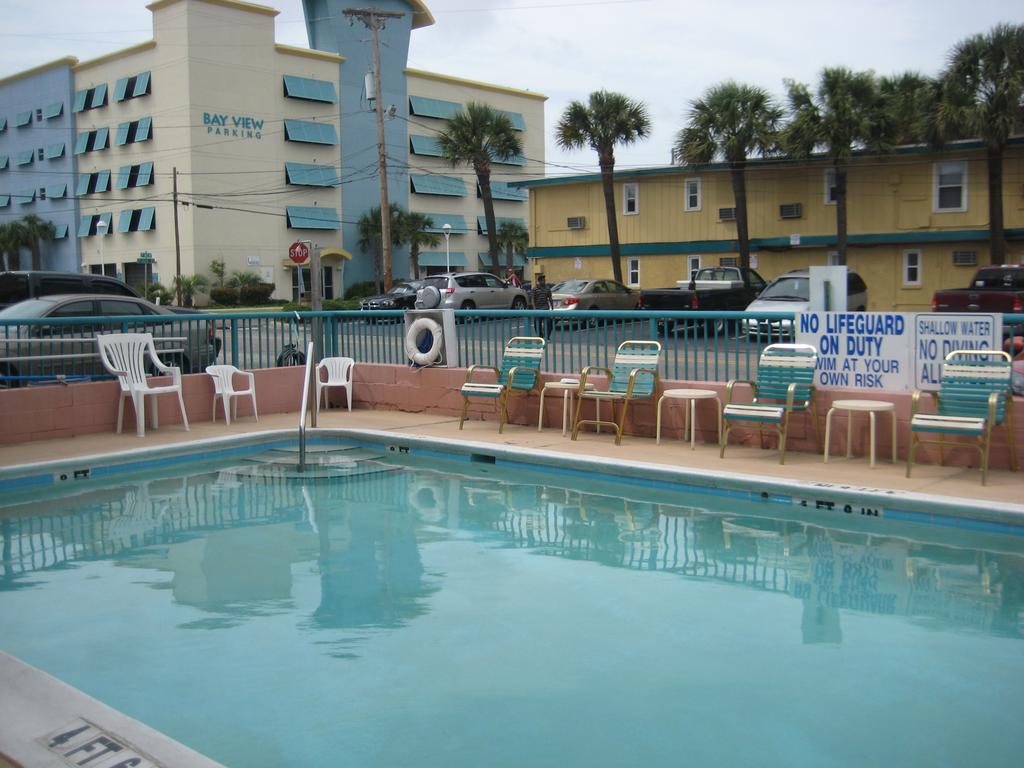 Rainbow Court Annex Motel