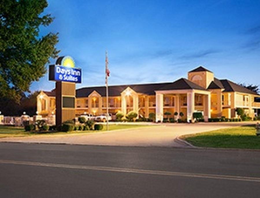 Days Inn and Suites Stuttgart