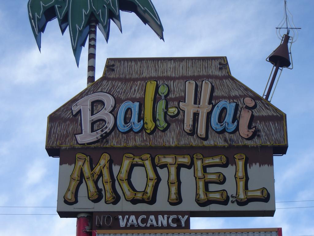 Bali Hai Motel