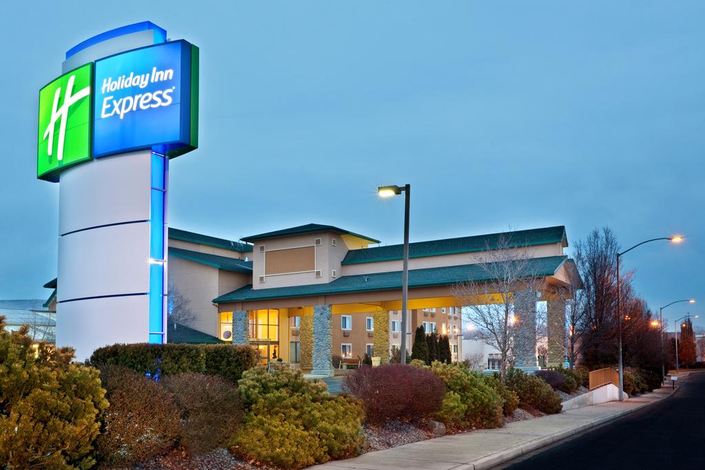 Holiday Inn Express Yakima