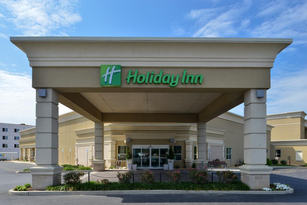 Holiday Inn Martinsburg