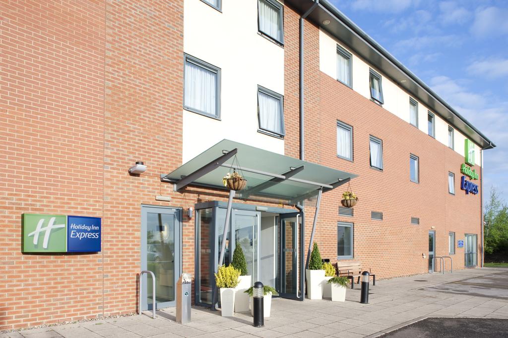 Holiday Inn Express Bedford