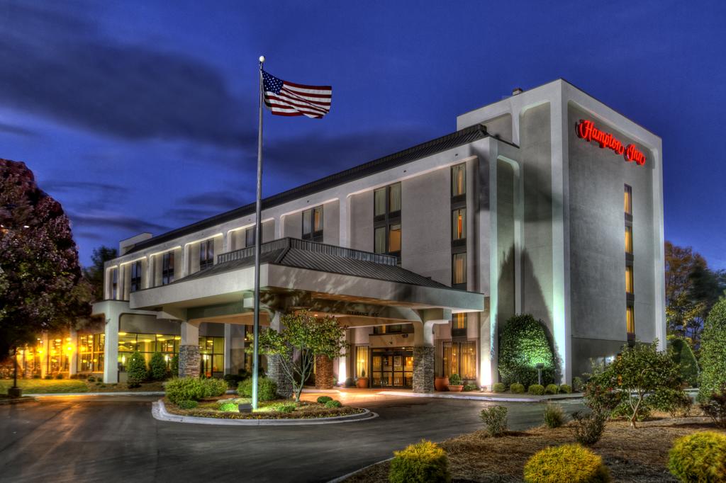 Hampton Inn Asheville - I-26 Biltmore Square