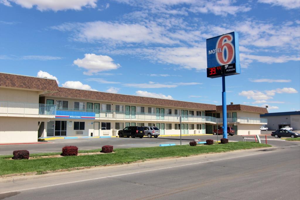 Motel 6 Farmington