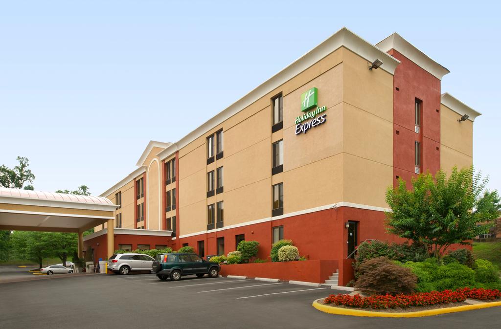 Holiday Inn Express Fairfax