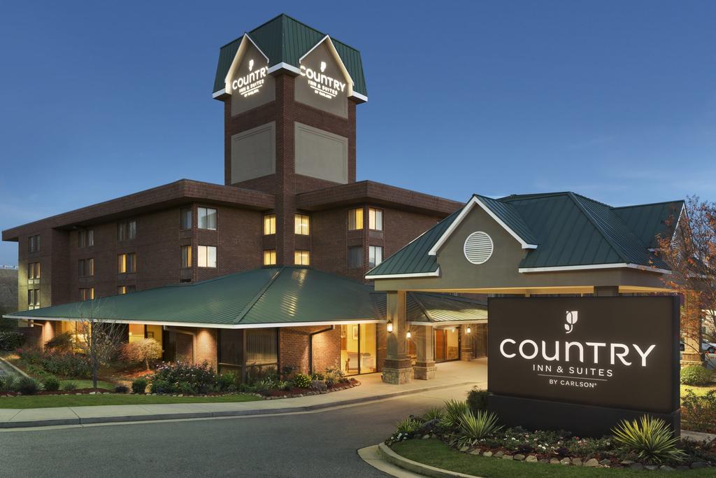 Country Inn and Suites Atlanta Galleria-Ballpark GA