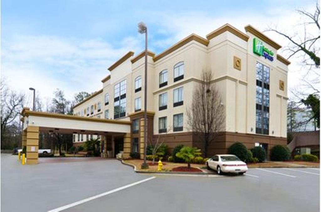 Holiday Inn Express Clairmont