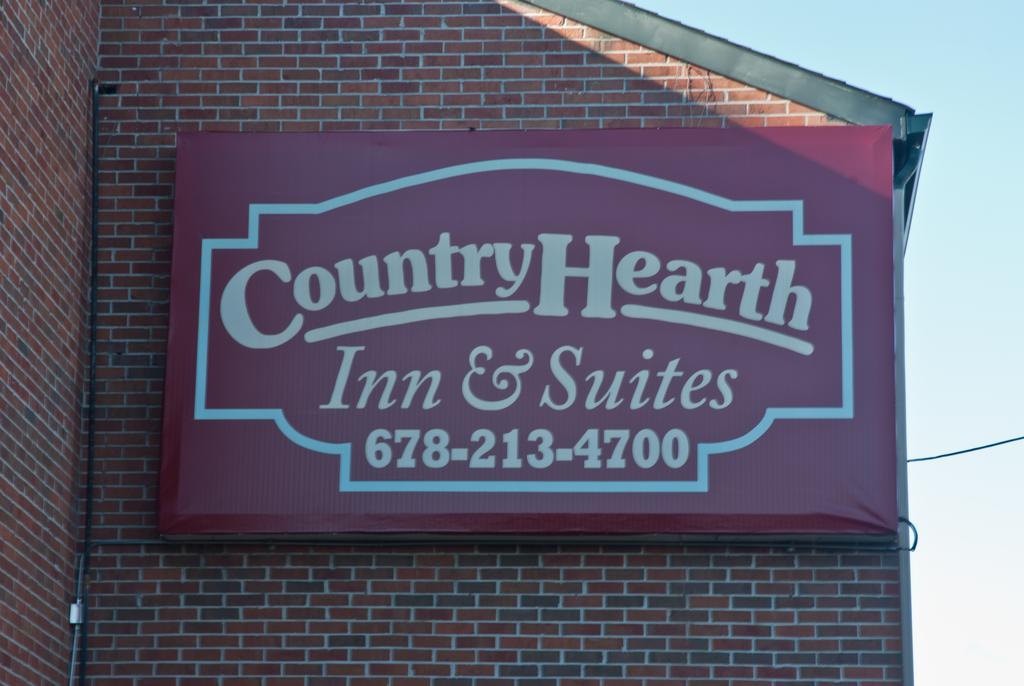 Country Hearth Inn and Suites