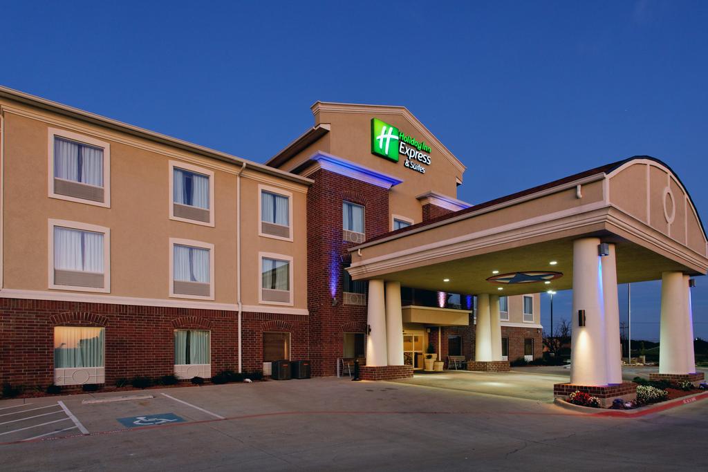 Holiday Inn Exp Stes Cleburne