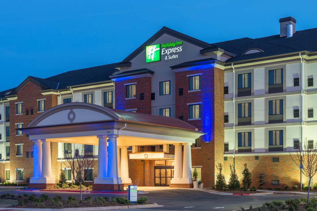 Holiday Inn Express and Suites Norman