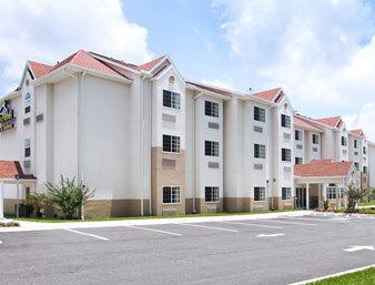 Microtel Inn and Suites by Wyndham Brooksville