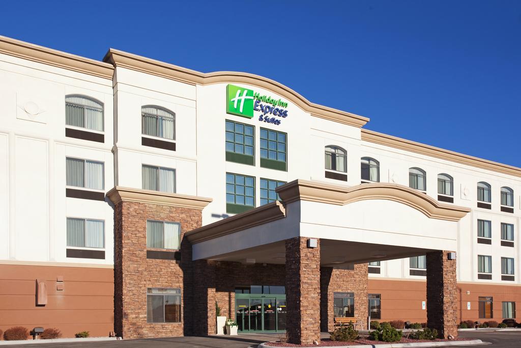 Holiday Inn Express And Suites