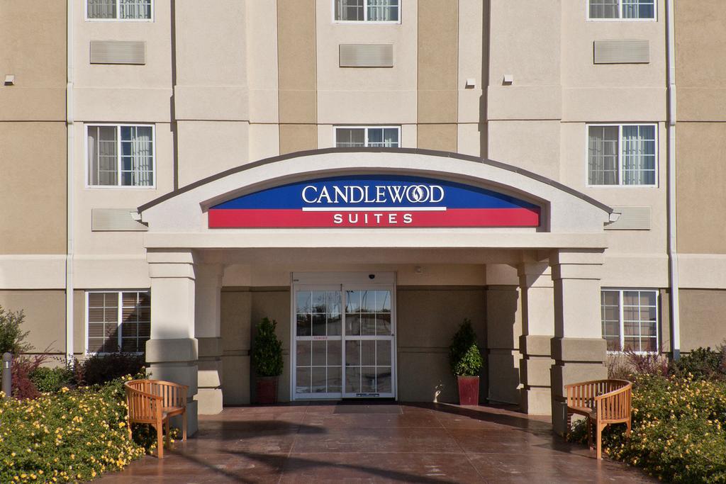 Candlewood Suites - Maurine