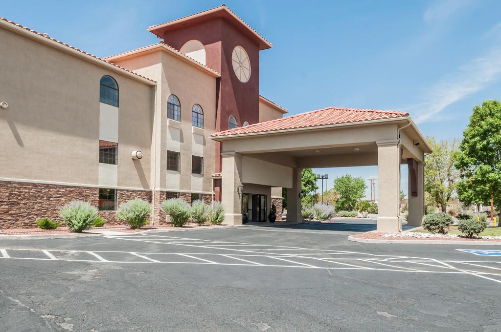 Quality Inn and Suites of Albuquerque