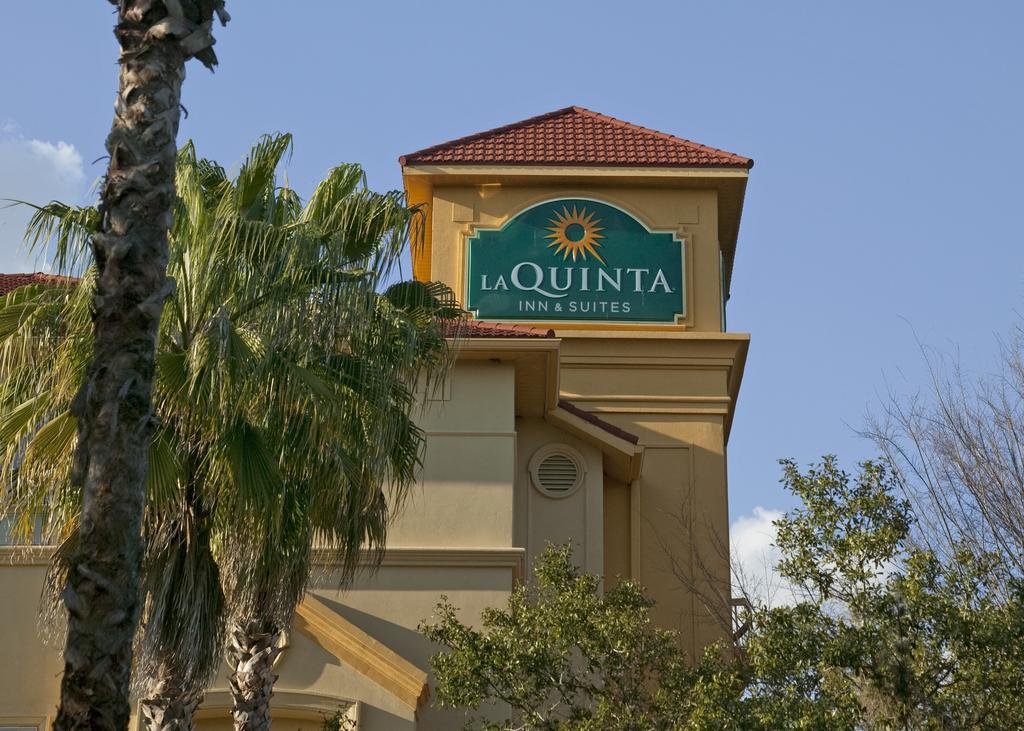 La Quinta Inn and Suites Tampa Brandon Regency Park