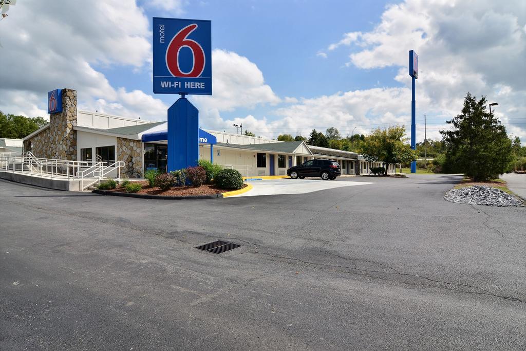 Motel 6 Altoona PA