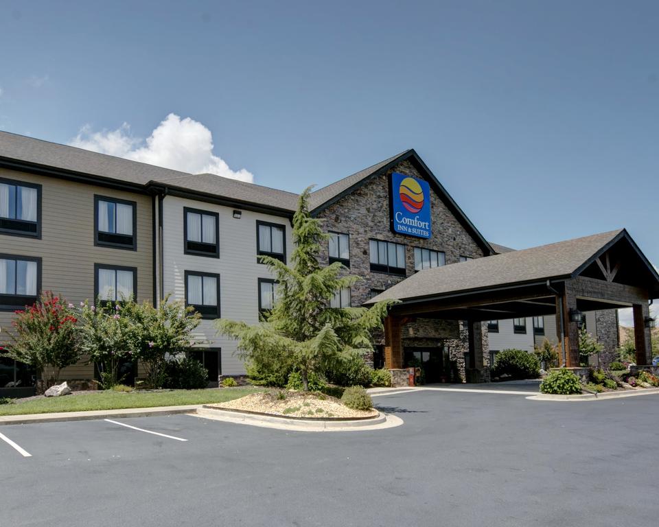 Comfort Inn and Suites Blue Ridge