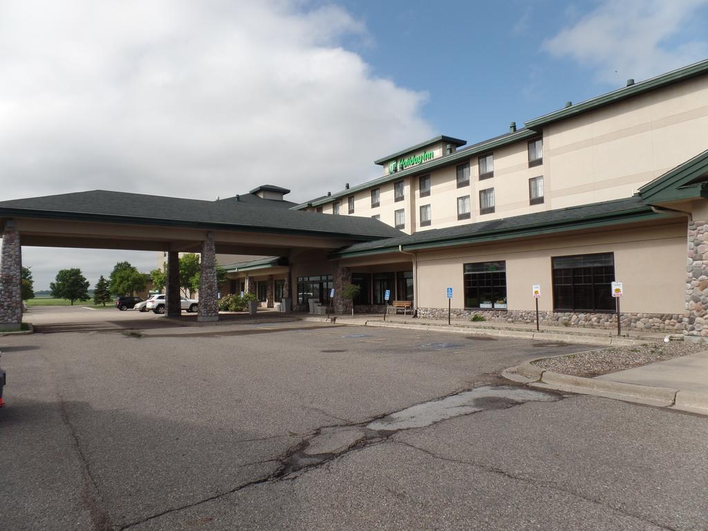 Holiday Inn Hotel Stes Owatonna