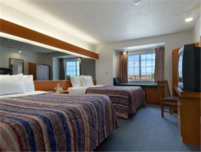 Microtel Owatonna