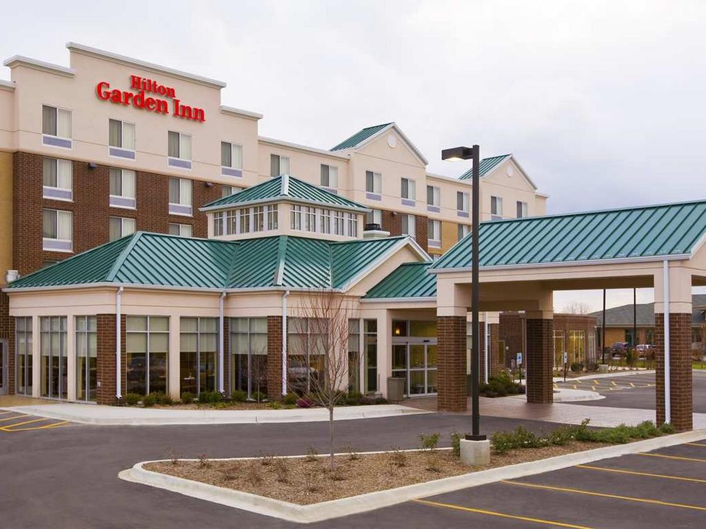 Hilton Garden Inn Naperville-Warrenville