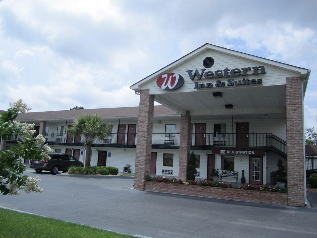 Western Inn and Suites Douglas