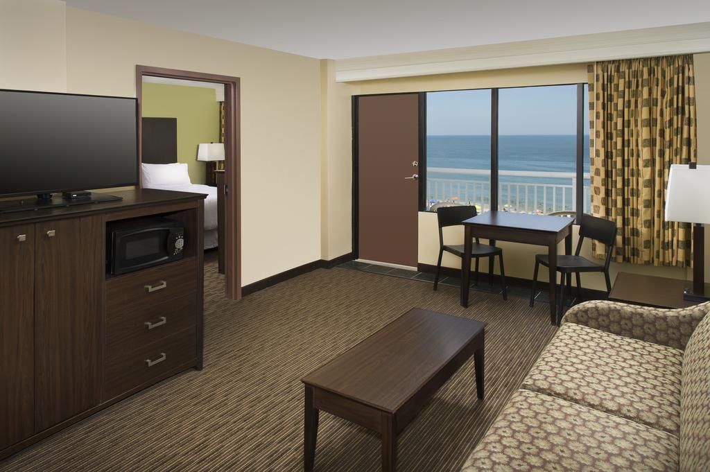 Four Points by Sheraton Virginia Beach Oceanfront