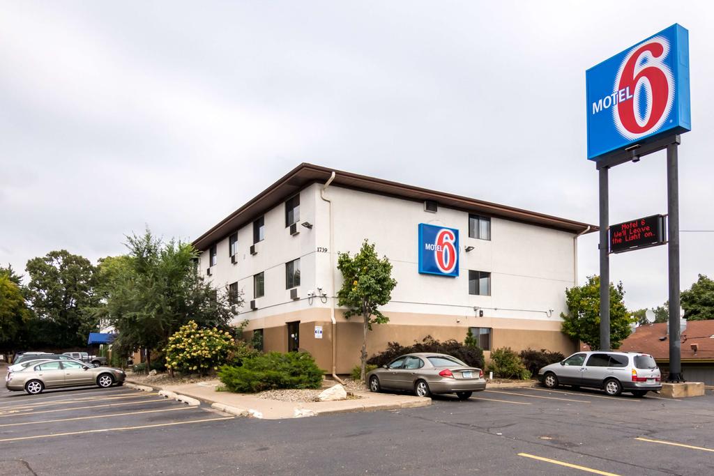 Motel 6 St Paul I-94