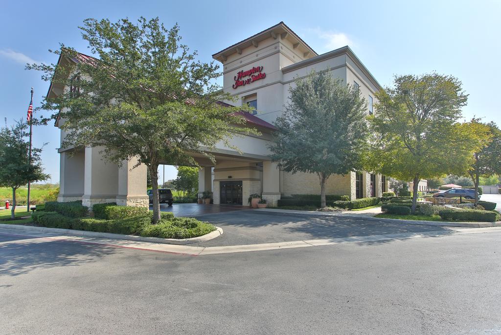 Hampton Inn and Suites Schertz