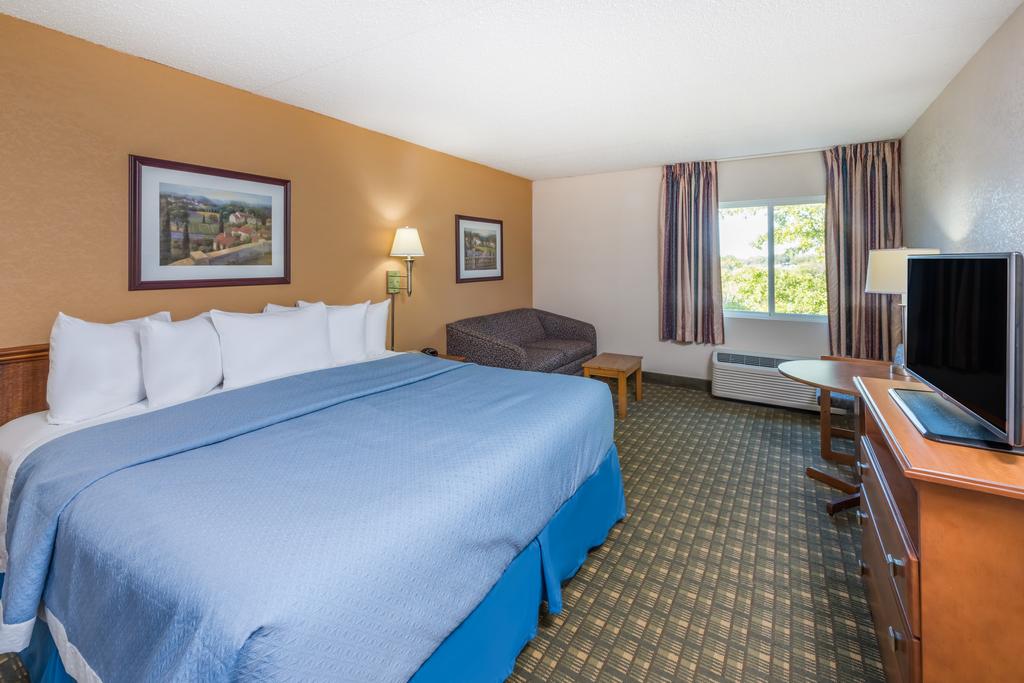 Days Inn Kirksville