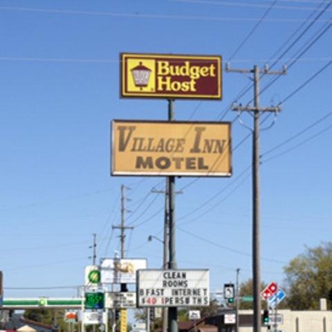 Budget Host Village Inn