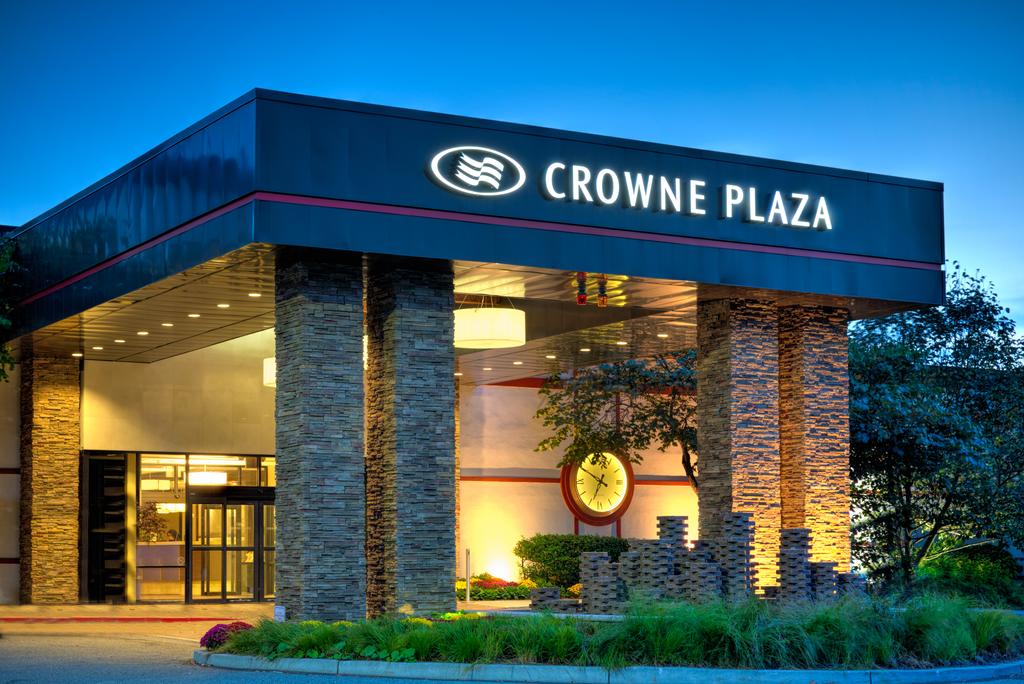 Crowne Plaza Suffern