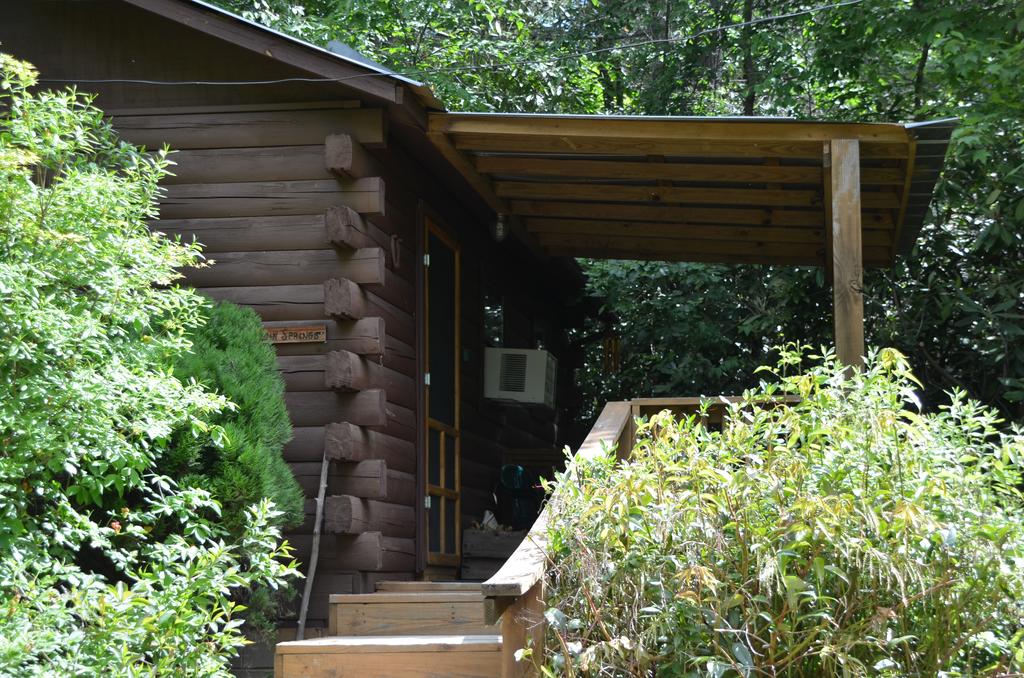 Panther Creek Cabins