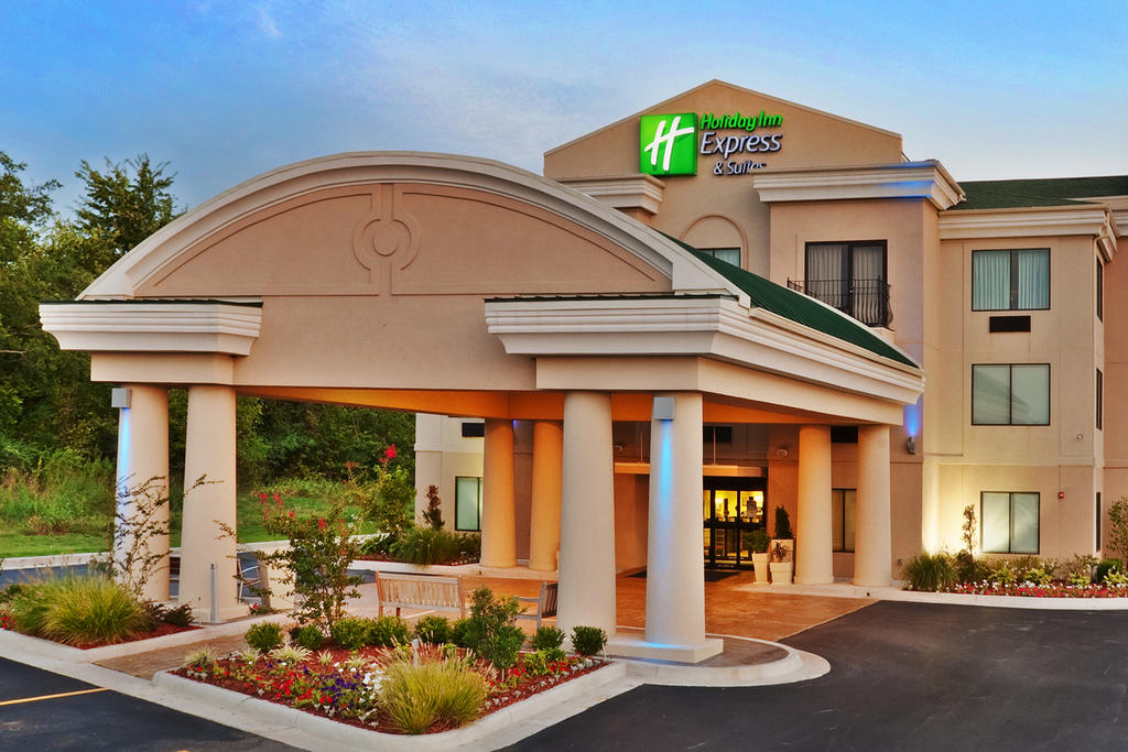 Holiday Inn Exp Stes Muskogee