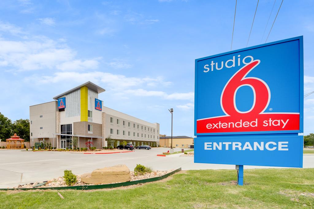 Studio 6 Muskogee