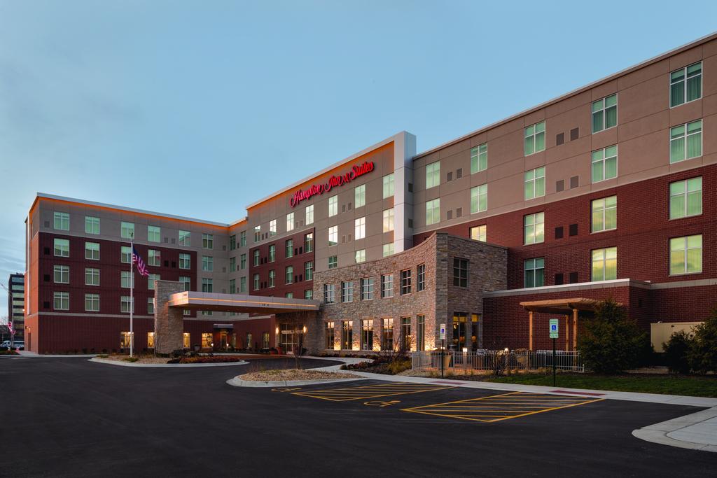 Hampton Inn and Suites Rosemont Chicago OHare