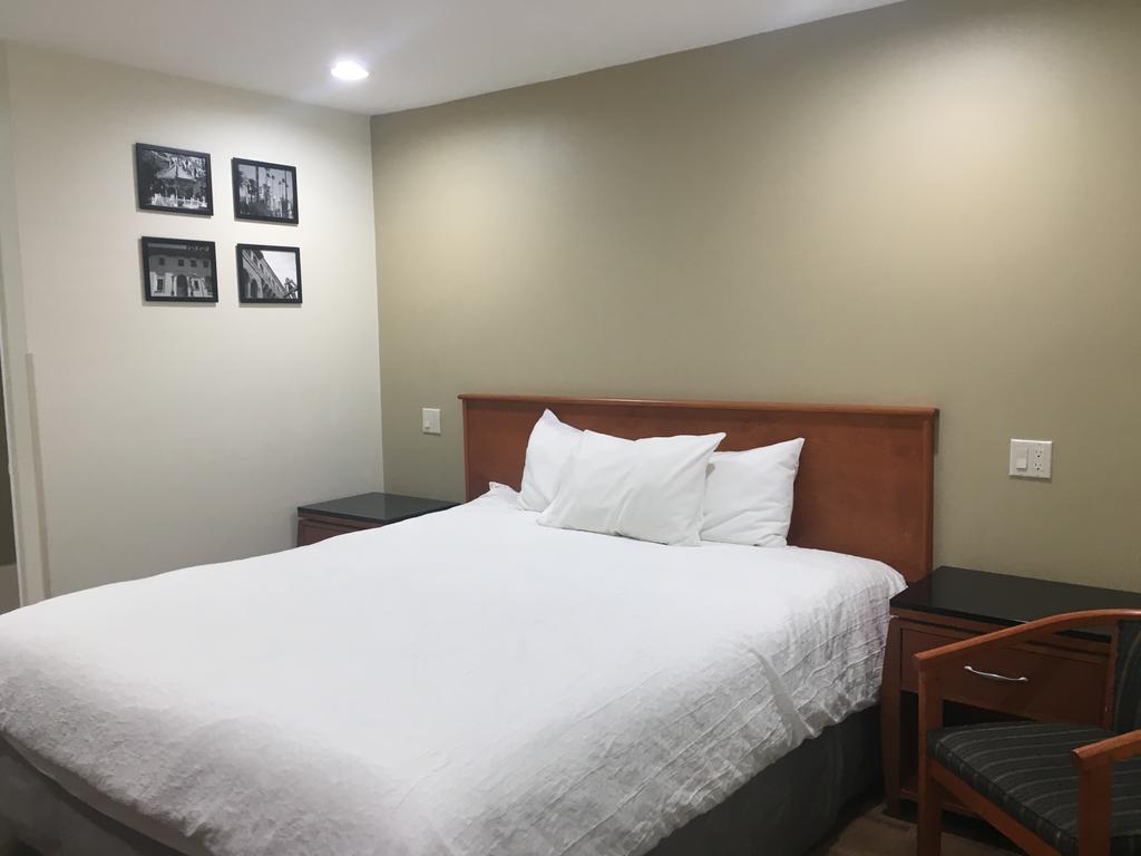 Simply Home Inn and Suites