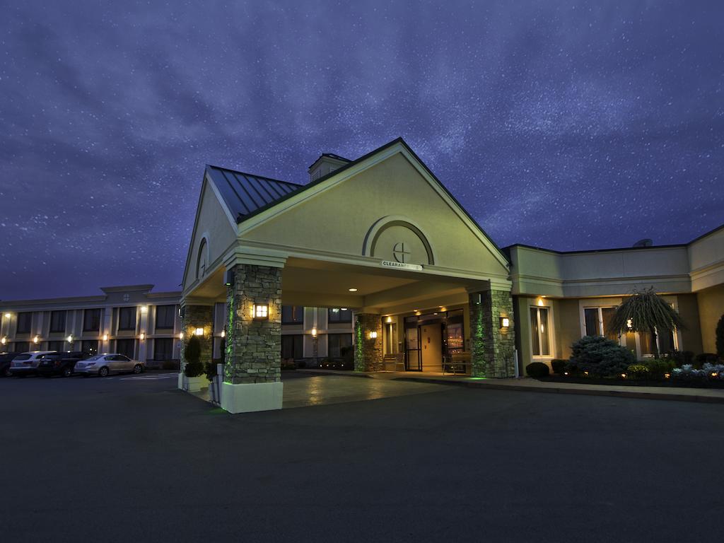 Holiday Inn Buffalo Intl Airport