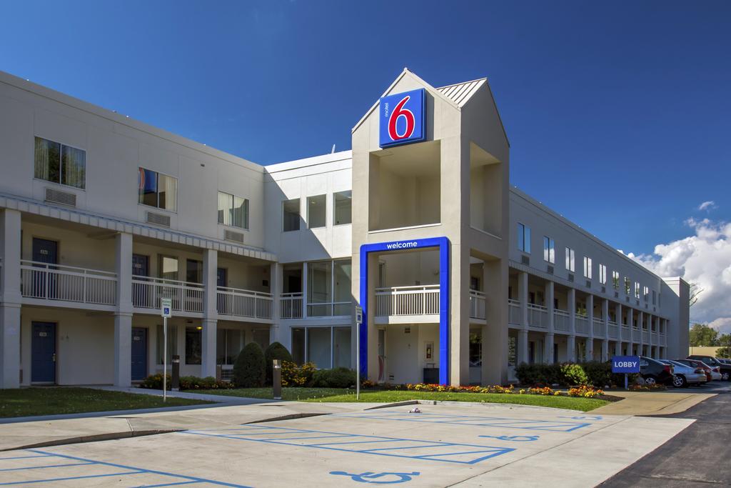 Motel 6 Buffalo Airport