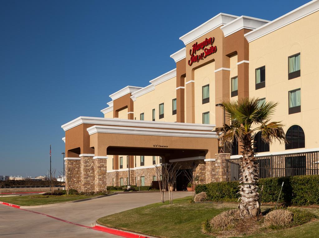 Hampton Inn and Suites Dallas Arlington