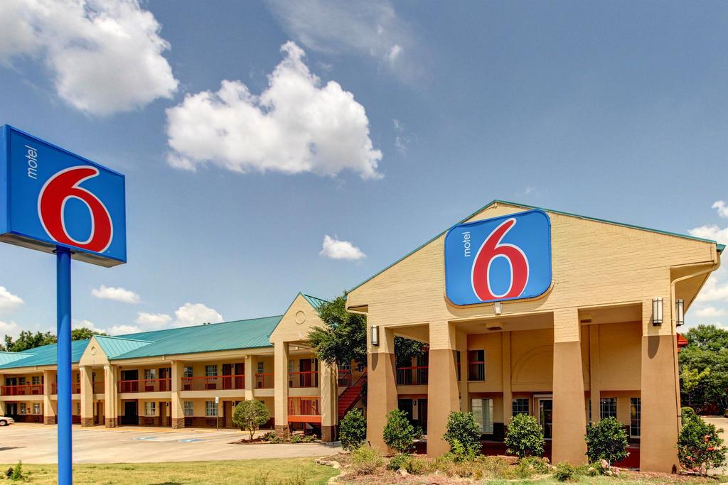 Motel 6 Arlington Tx