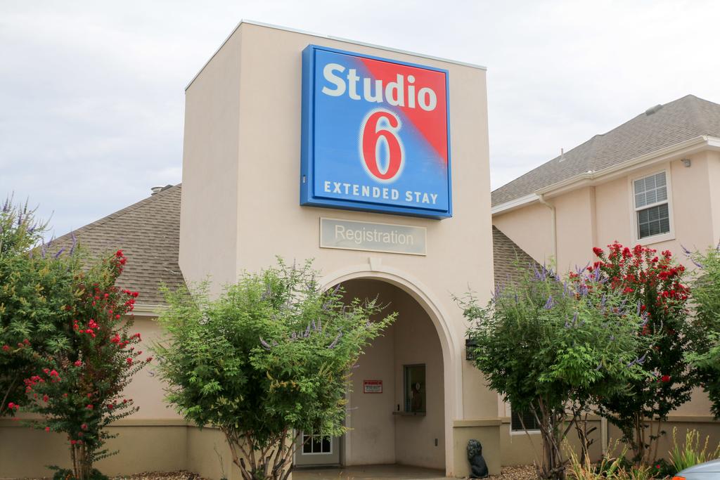 Studio 6 Lubbock TX