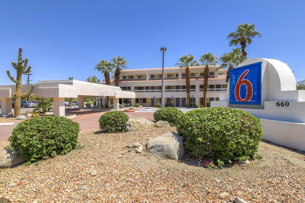 Motel 6 Palm Springs Downtown