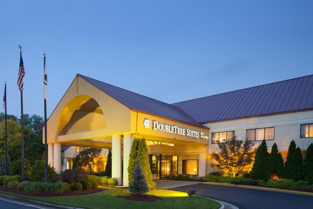 DoubleTree Suites by Hilton Cincinnati Blue Ash