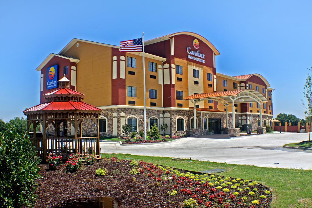 Comfort Inn and Suites Glenpool